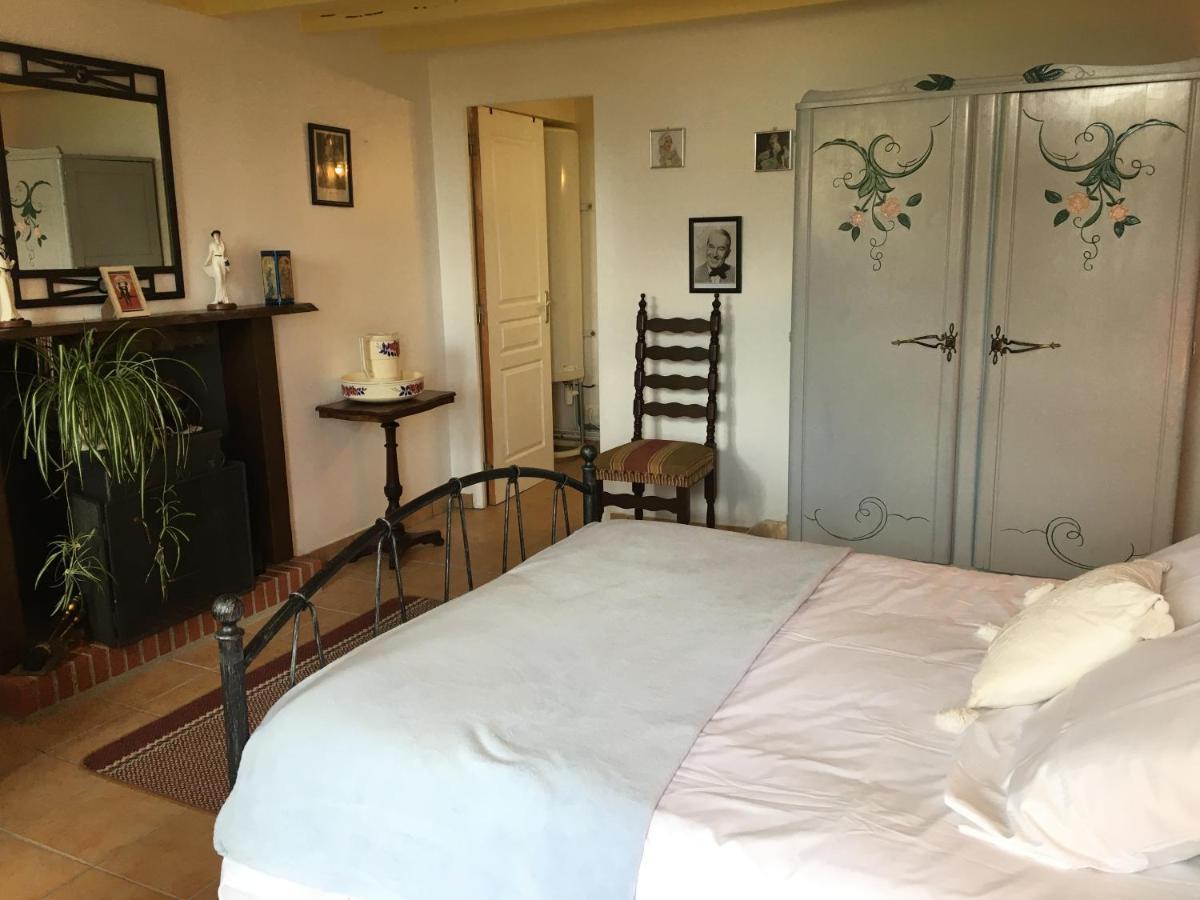 A L Epoque Bed & Breakfast Bouges  Екстериор снимка